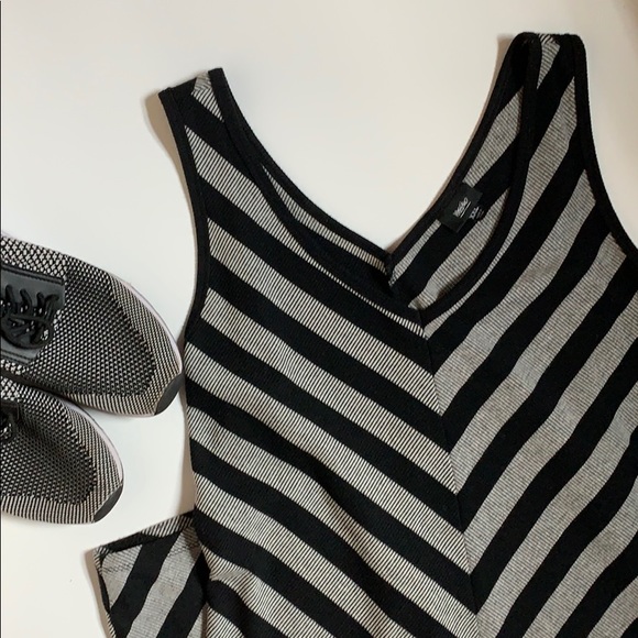 Mossimo Supply Co. Dresses & Skirts - Midi dress, gray and black stripes. Mossimo Supply Co. Dresses & Skirts - Midi dress, gray and black stripes.